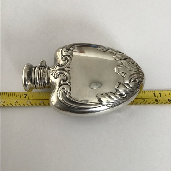 Antique Sterling Ornate Heart Pocket Flask 65 Gr. - Picture 12 of 15